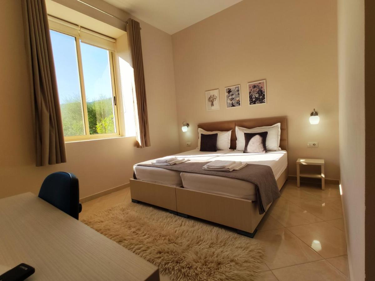 Olive B&B Berat Buitenkant foto